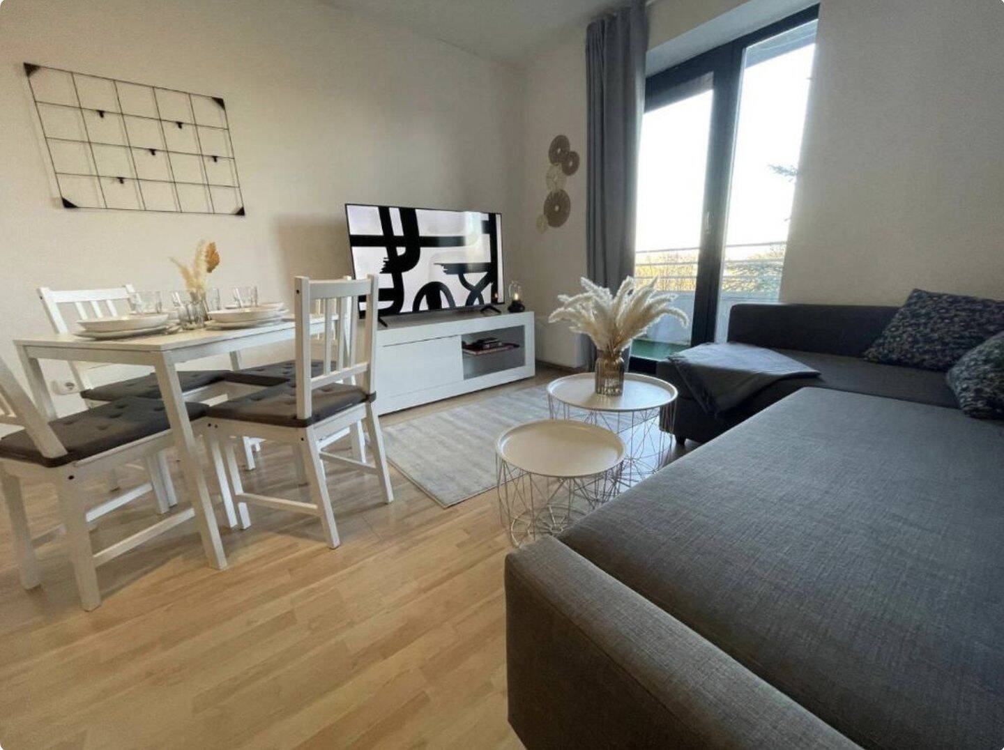 Voll möblierte 49 m² Wohnung mit Balkon, Aufzug, EBK, Schwimmbad/Sauna & optionalem TG-Stellplatz, 58313 Herdecke