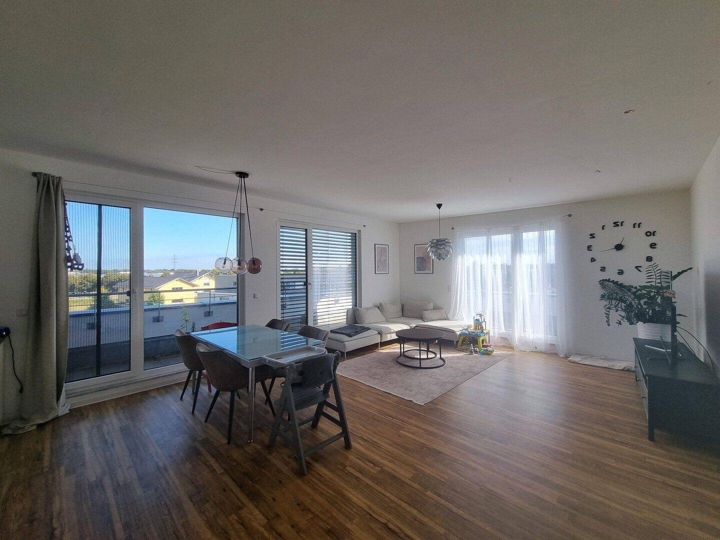 4-Zimmer- Penthouse-Wohnung mit riesiger Dachterrasse, 85604 Zorneding