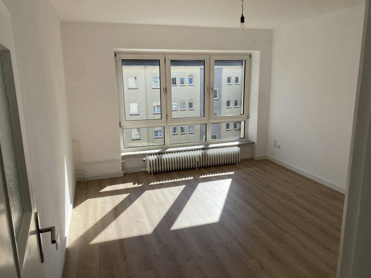 Helle 2,5 Zimmer Wohnung, 22880 Wedel
