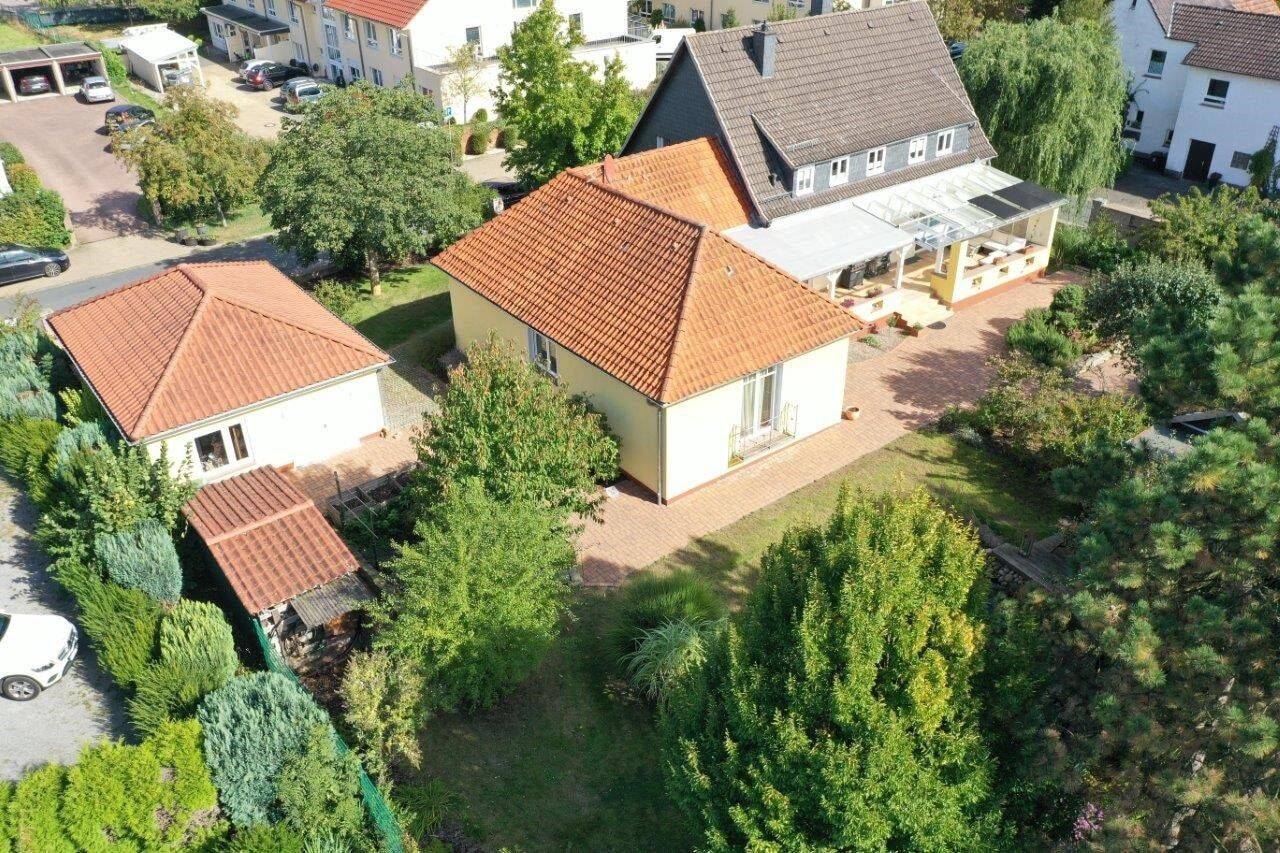 Großzügiges Wohnhaus mit mediterranem Flair – kernsaniert, modern ausgestattet und mit außergewöhnlichem Garten, 31840 Hessisch Oldendorf