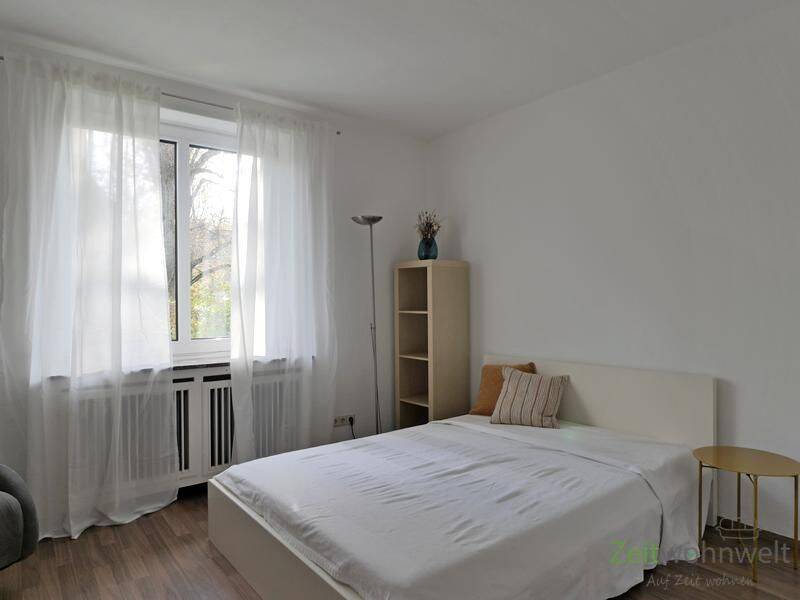 (EF0966_M) Kassel-Stadt: Bad Wilhelmshöhe, möbliertes Zimmer mit eigenem Bad, WLAN, nur für Wochenendheimfahrer, 34131 Kassel (Bad Wilhelmshöhe Brasselsberg Kirchditmold)