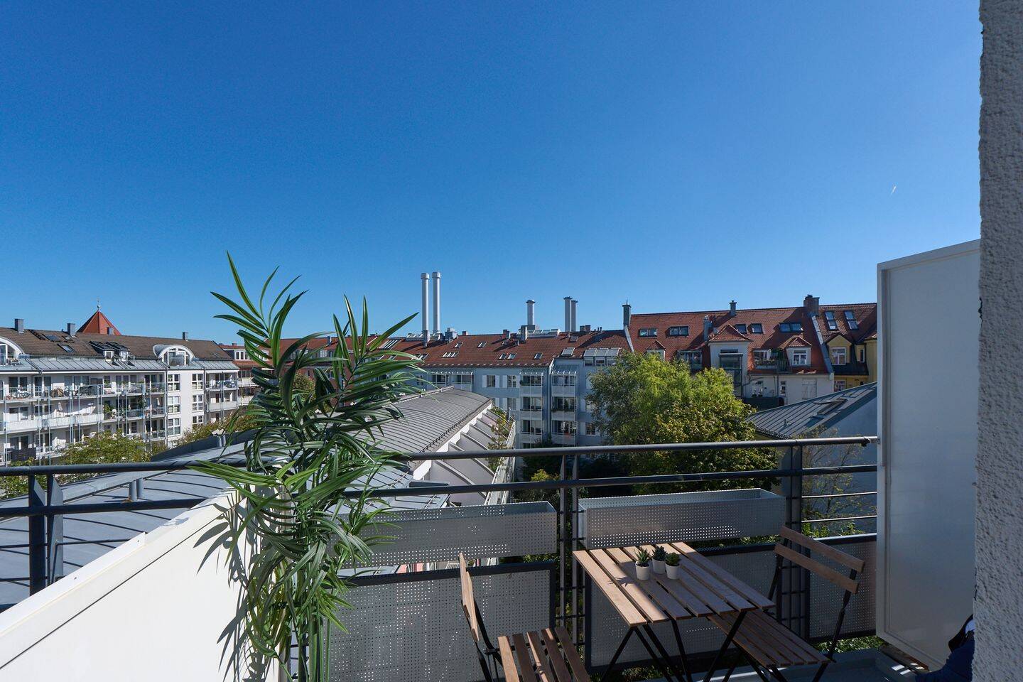 WERTORIA: Moderne Wohnung mit Weitblick und Einzelstellplatz in Toplage – sofort bezugsfrei, 81371 München (Sendling Thalk. Obersendl.-Forsten-Fürstenr.-Solln)