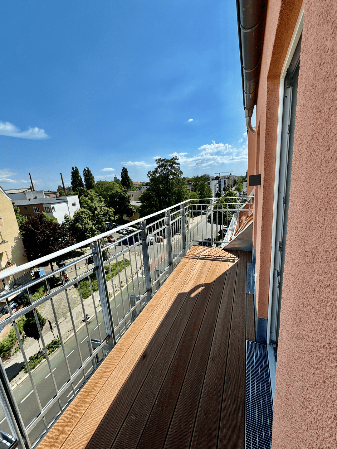 2-ZIMMER-NEUBAU-DACHGESCHOSS MIT TERRASSE – EINBAUKÜCHE INCL. GESCHIRRSPÜLER – SOFORTBEZUG !, 12439 Berlin (Treptow-Köpenick Kleingartenanlage Waldland Niederschöneweide)