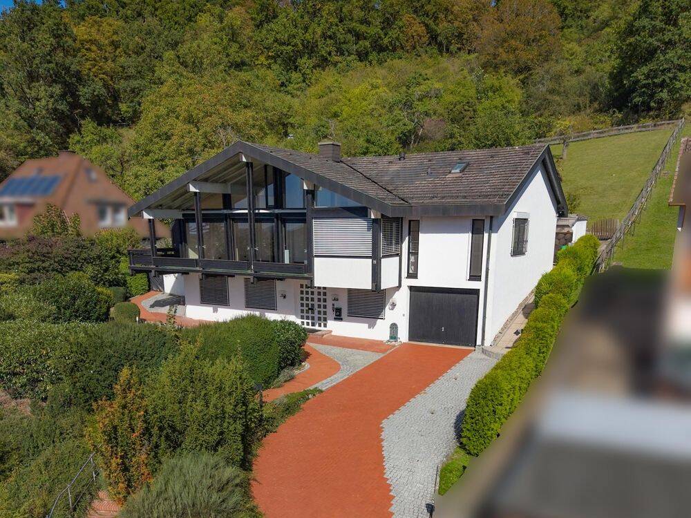 Großzügig geschnittenes Wohnhaus mit Wellnessbereich und herrlichem Garten in Coburger Toplage, 96450 Coburg