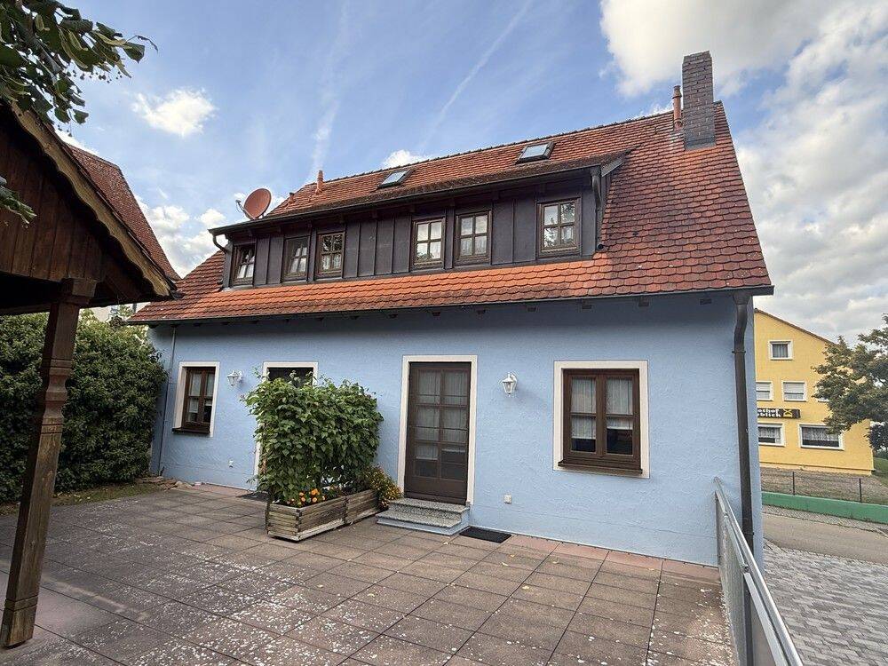 Doppelhaushälfte mit Stellplatz und überdachtem Gemeinschaftsfreisitz, 91785 Pleinfeld