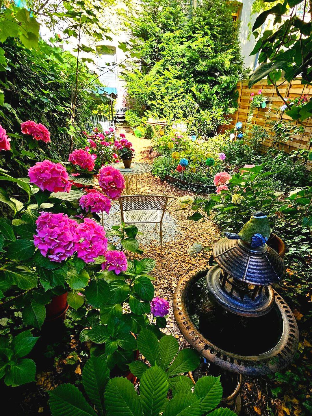 Absolute Raritäti im Nibelungenviertel: Altbauwohnung in absolut ruhiger Lage mit eigenem Gartenparadies, 90461 Nürnberg
