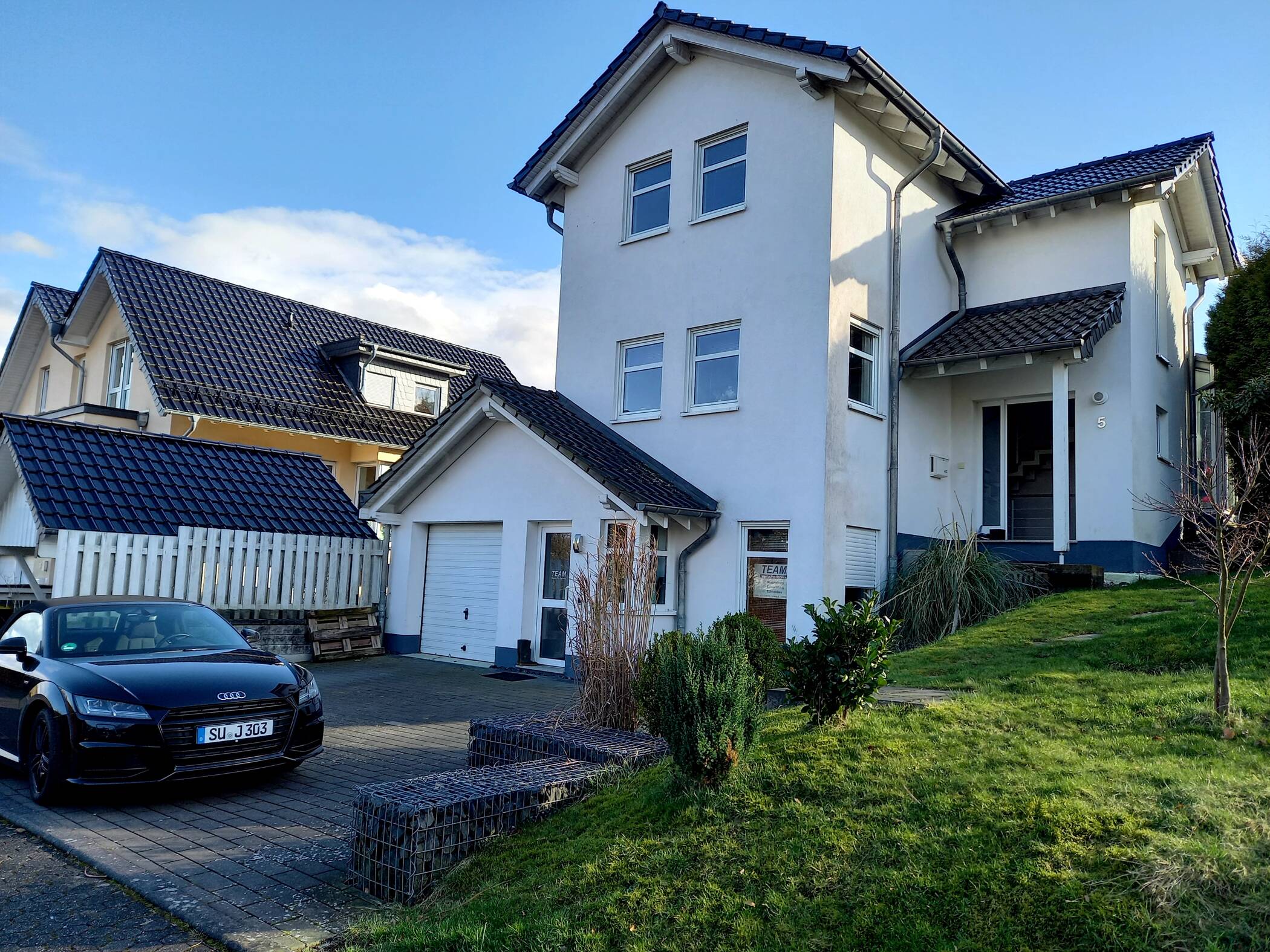 Modernes Studio im Ortskern von Much, 53804 Much