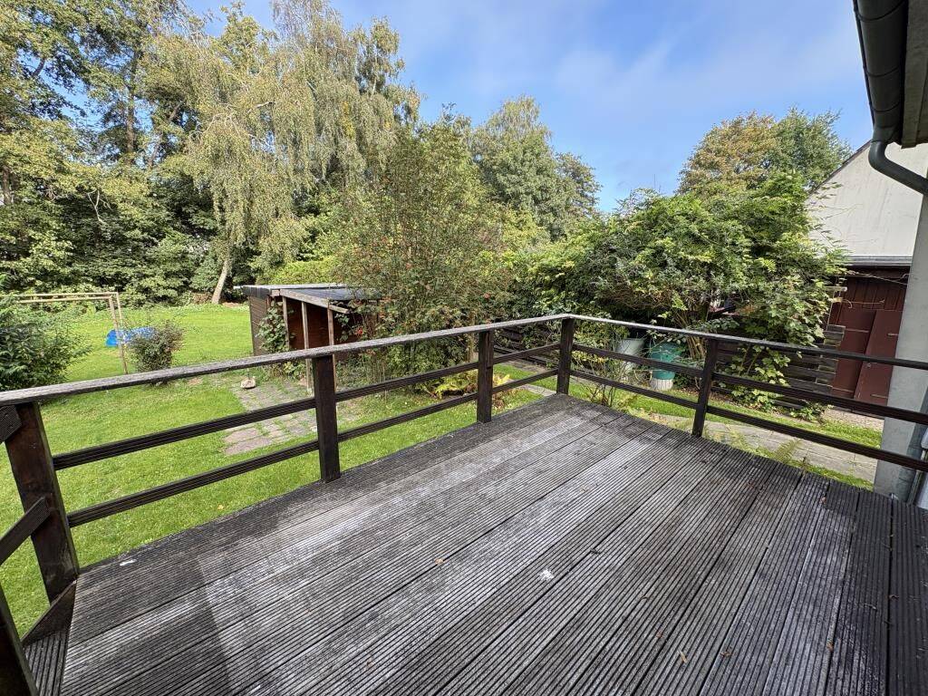 2-Zimmer-Erdgeschosswohnung mit eigener Terrasse und Garten in Wilhelmshaven Fedderwardergroden, 26388 Wilhelmshaven
