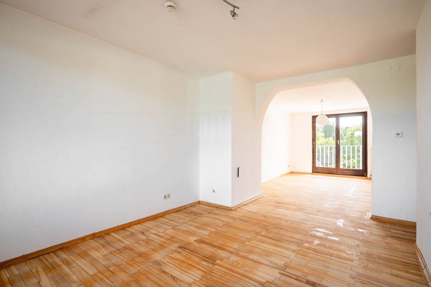 KEINE KÄUERPROVISION Schicke ETW mit zwei Balkonen und Fernwärme in Bielefelds östlicher Innenstadt, 33609 Bielefeld (Baumheide Innenstadt Schildesche)