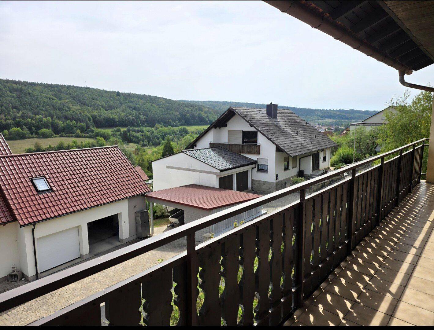 Große Wohnung für die ganze Familie ab sofort zu mieten in Arnstein-Halsheim, 97450 Arnstein