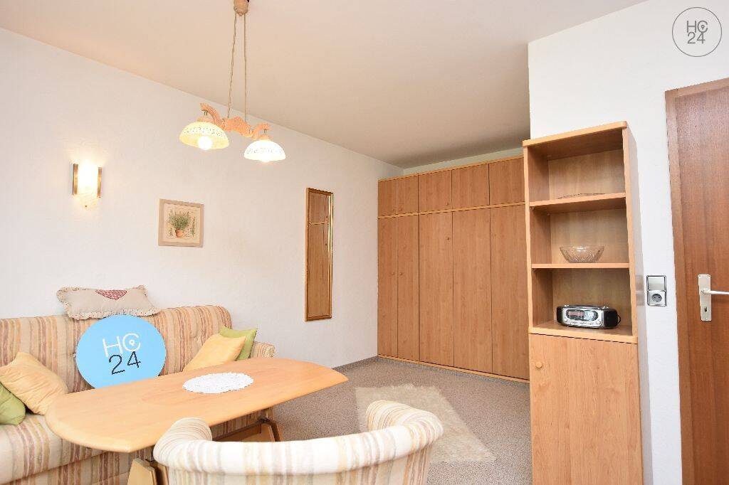 Möbliertes 1-Zimmer-Apartment mit Balkon in Seeg, 87637 Seeg
