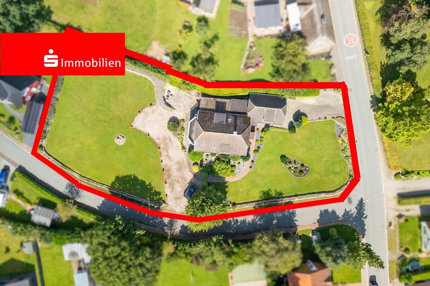 Landhaus mit Charakter auf 2.719 m² Grundstück, 24369 Waabs