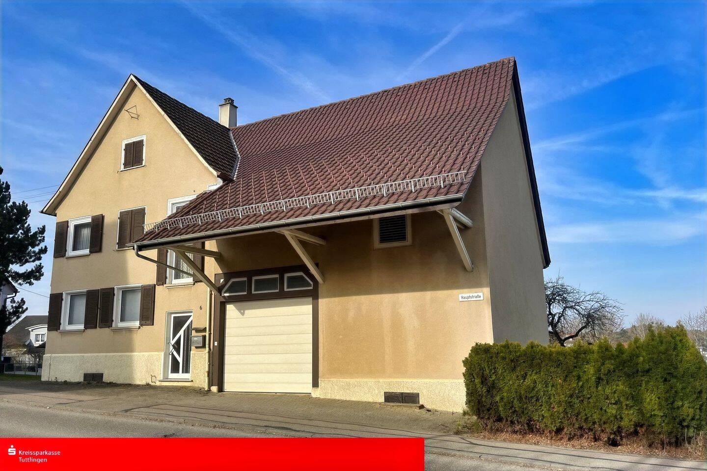 Haus mit Scheune und Potential in Hausen ob Verena, 78595 Hausen ob Verena