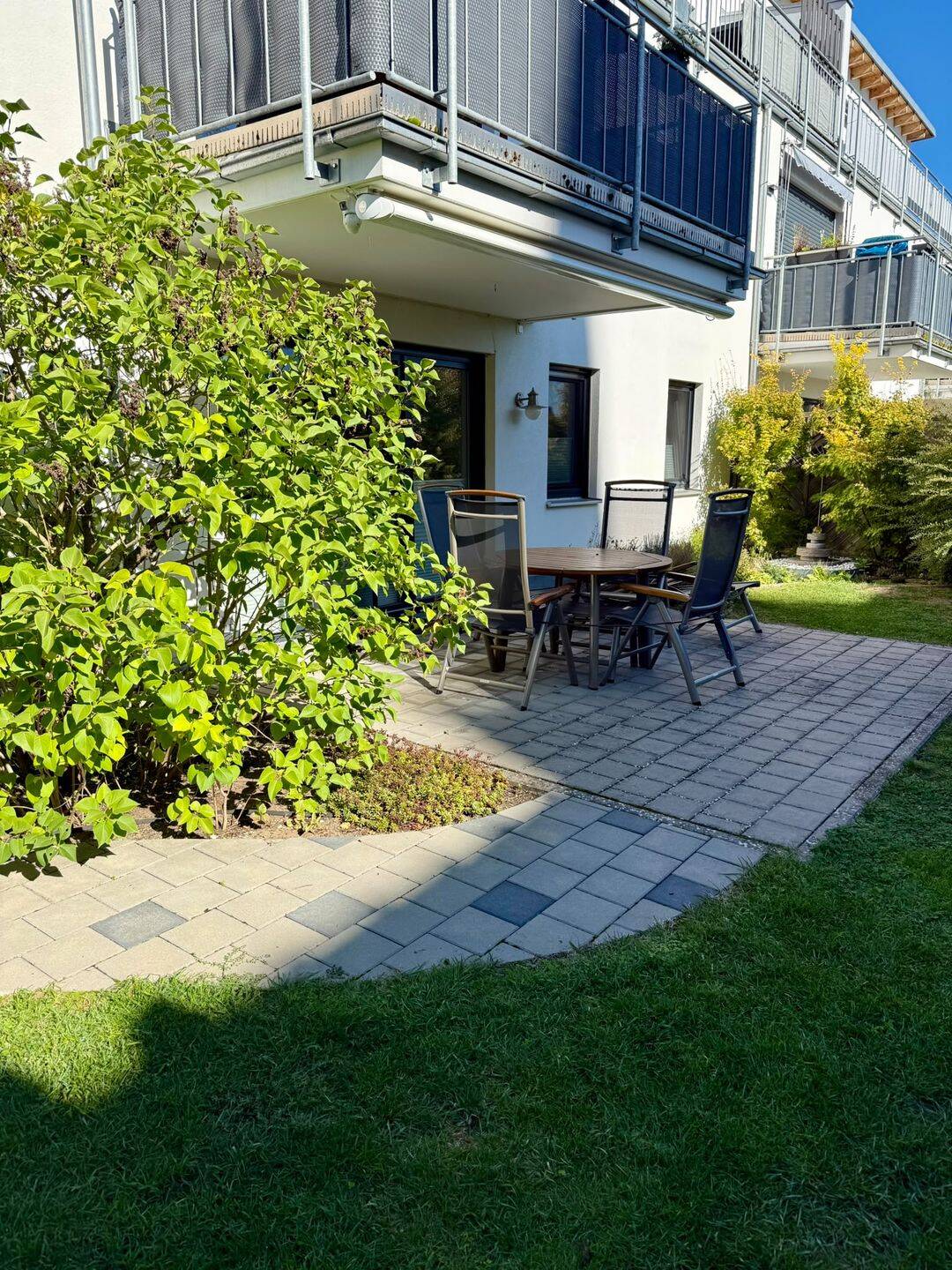 Wohnen mit eigenem Garten, großzügige 3 Zimmer Wohnung 94 qm in Freystadt, 92342 Freystadt