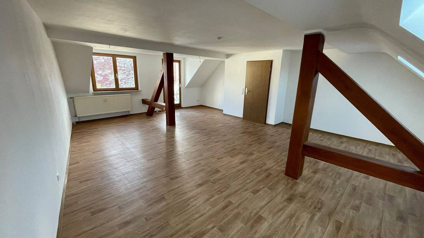 Zentral gelegene 3 Zi Wohnung mit Garage in Knetzgau, 97478 Knetzgau