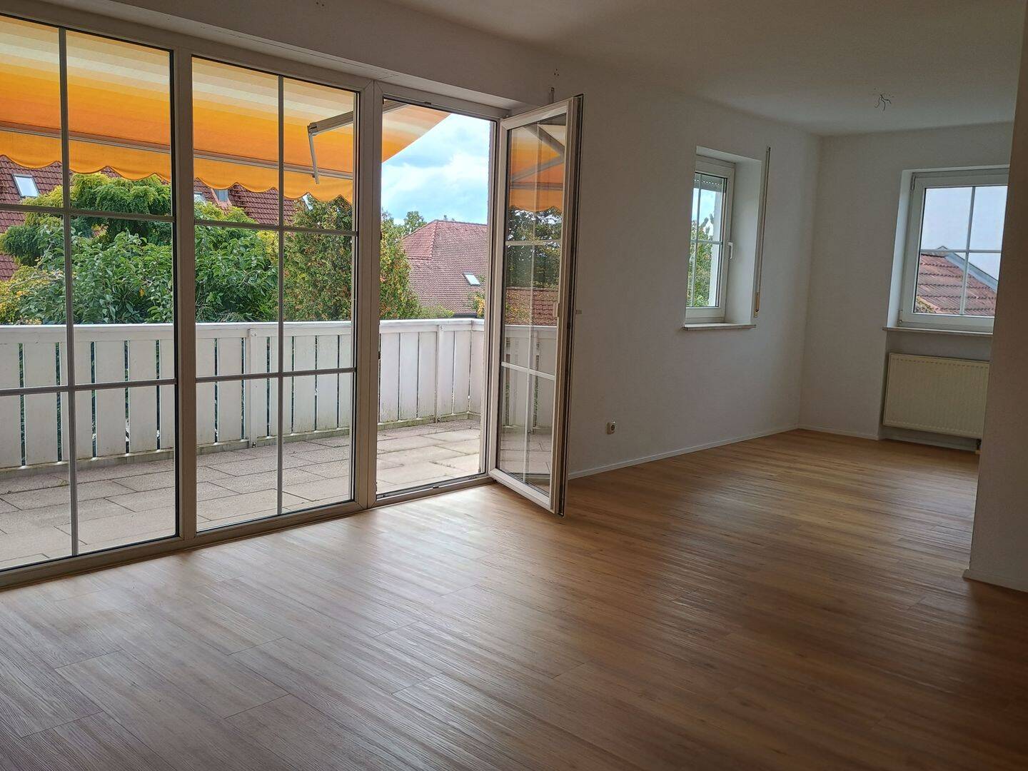 Helle und gemütliche 3-Zimmer-Wohnung mit Weitblick – nur Schritte vom Tiergartenwald entfernt, 91522 Ansbach