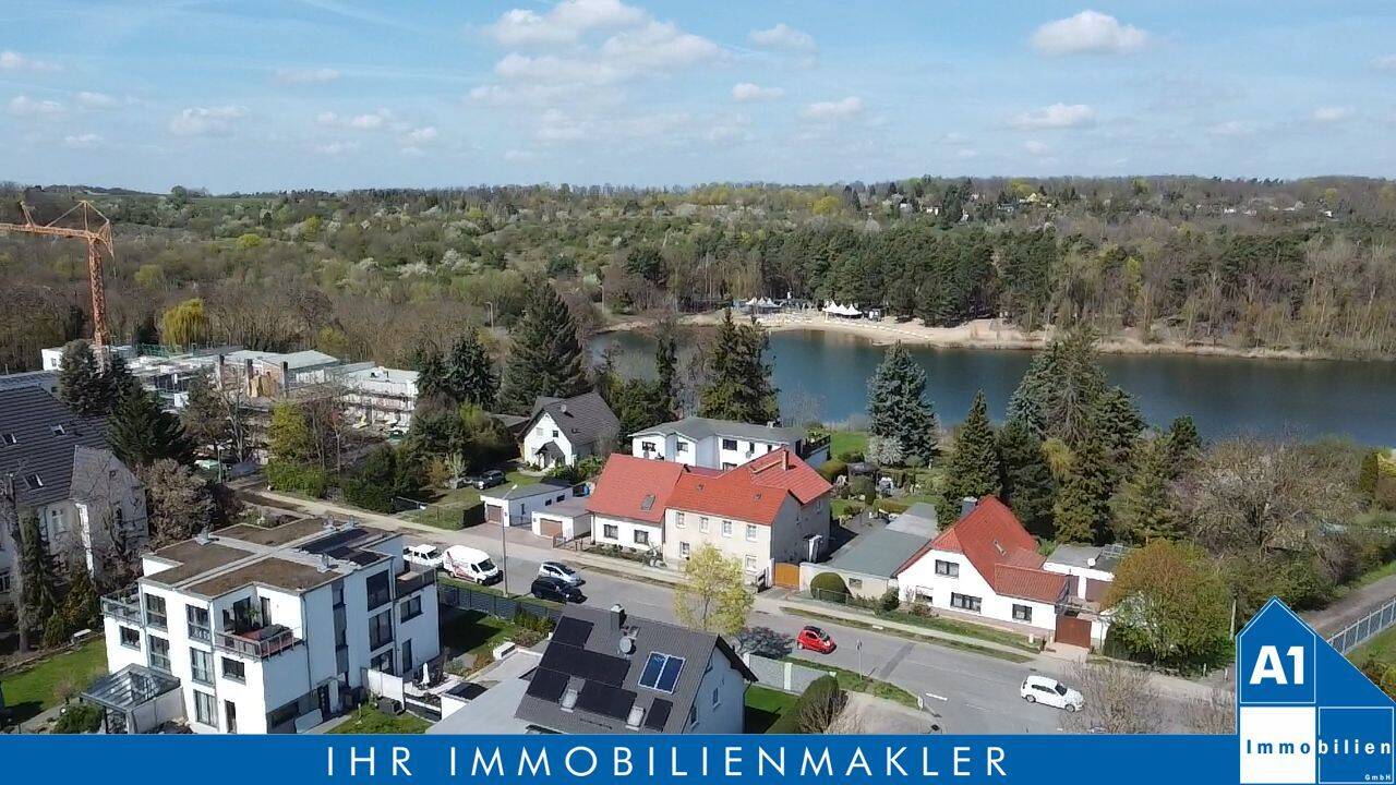 Wohnen am Stadtrand: Doppelhaushälfte mit Kamin und Garage am beliebten Heidesee in Halle (Saale), 6126 Halle (Saale) (Nietleben Nördliche Neustadt Versorgungsgebiet Westliche Neustadt)