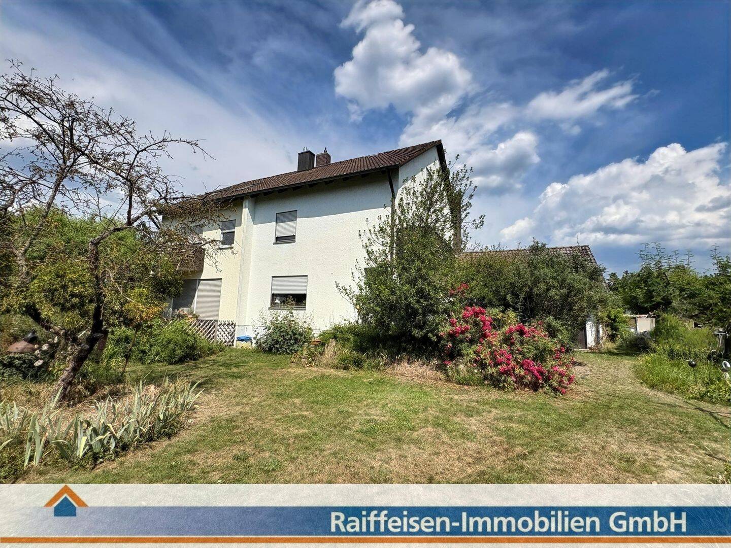Charmante Doppelhaushälfte mit 700 m² Grundstück in begehrter Lage von Zeitlarn, 93197 Zeitlarn