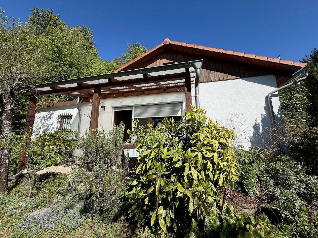 Idyllisches Waldrand-Juwel mit Fernblick & Garten zum Träumen bei Aglasterhausen – bezugsfertig, 74858 Aglasterhausen
