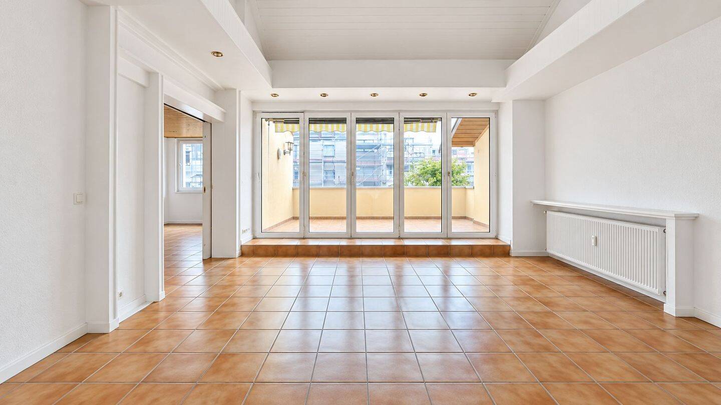Westendjuwel! 4Z Maisonette zum Selbstausbau, 60325 Frankfurt am Main (Bockenheim Gallus Westend-Süd)