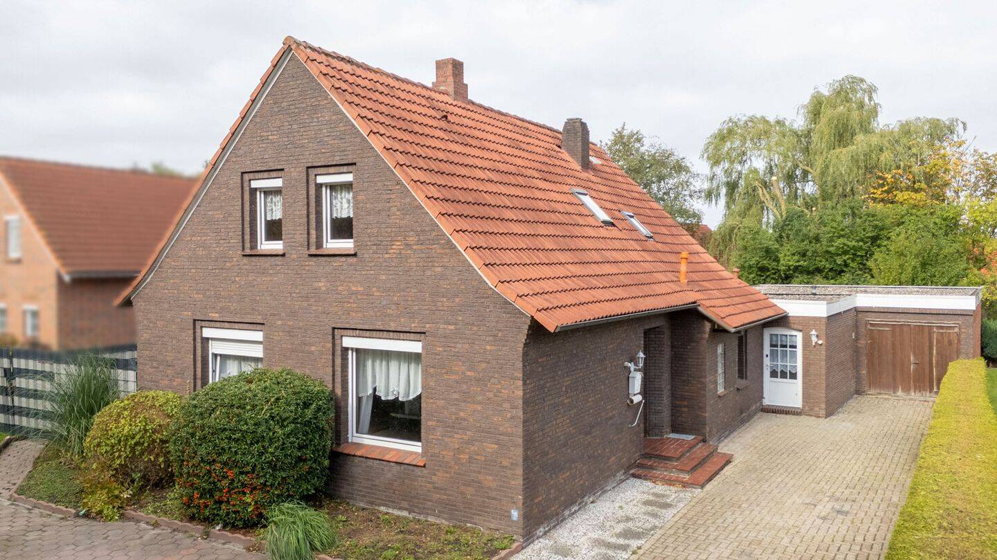 Ein Haus, viele Möglichkeiten – großzügiges Wohnen mit Einliegerwohnung & Garage, 26506 Norden