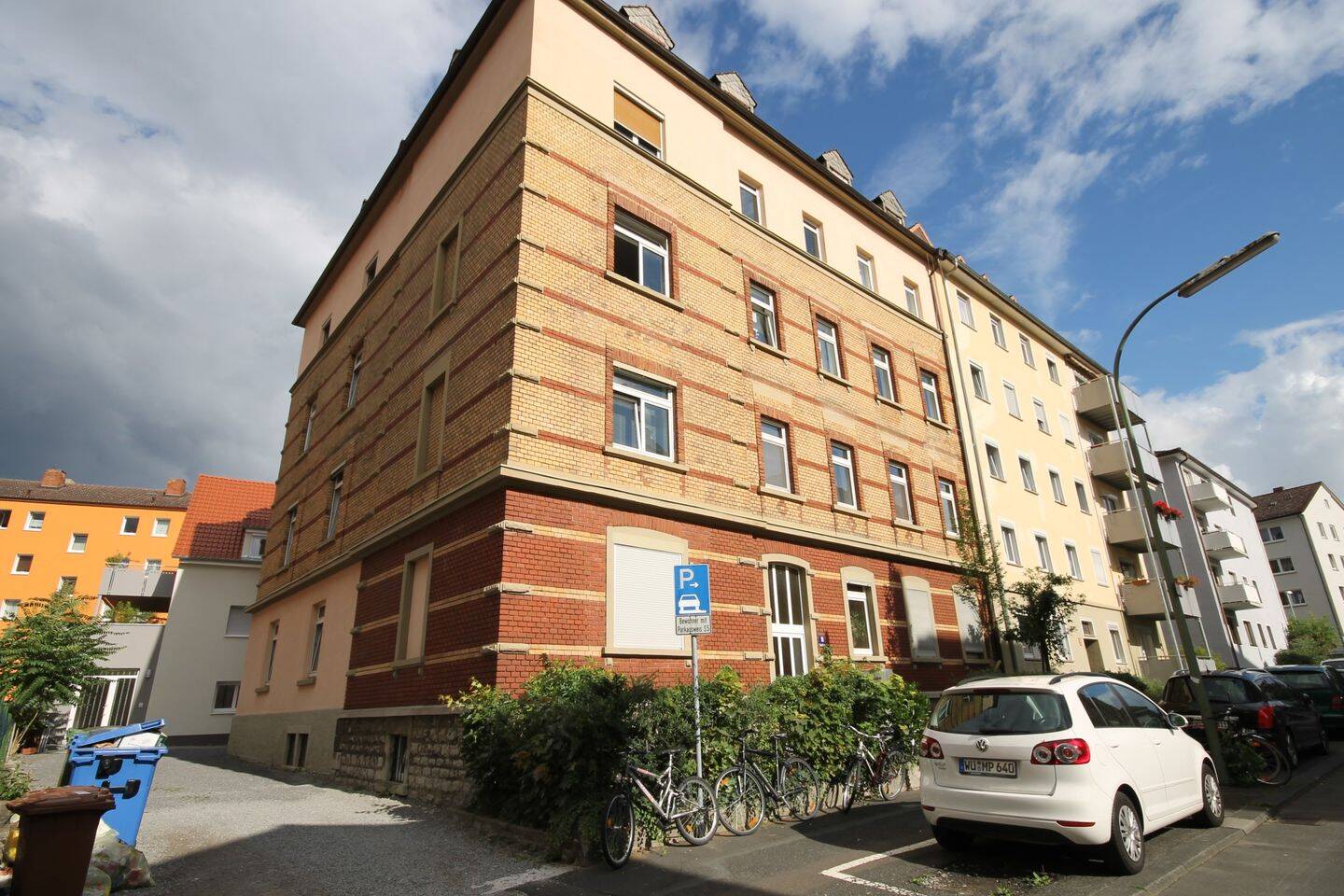 Für WG`s! Renovierte 3 Zimmer-Wohnung am Ringpark, 97072 Würzburg (Altstadt Sanderau)