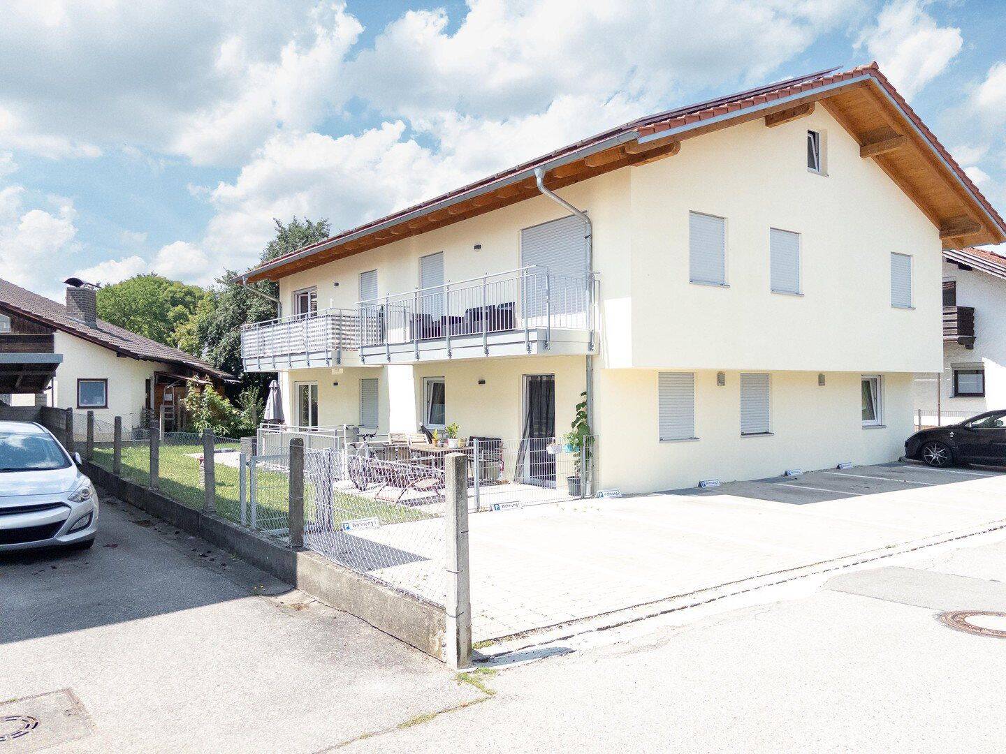 Helle 2-Zimmer Souterrain Wohnung – in ruhiger Siedlung, 84513 Töging a. Inn