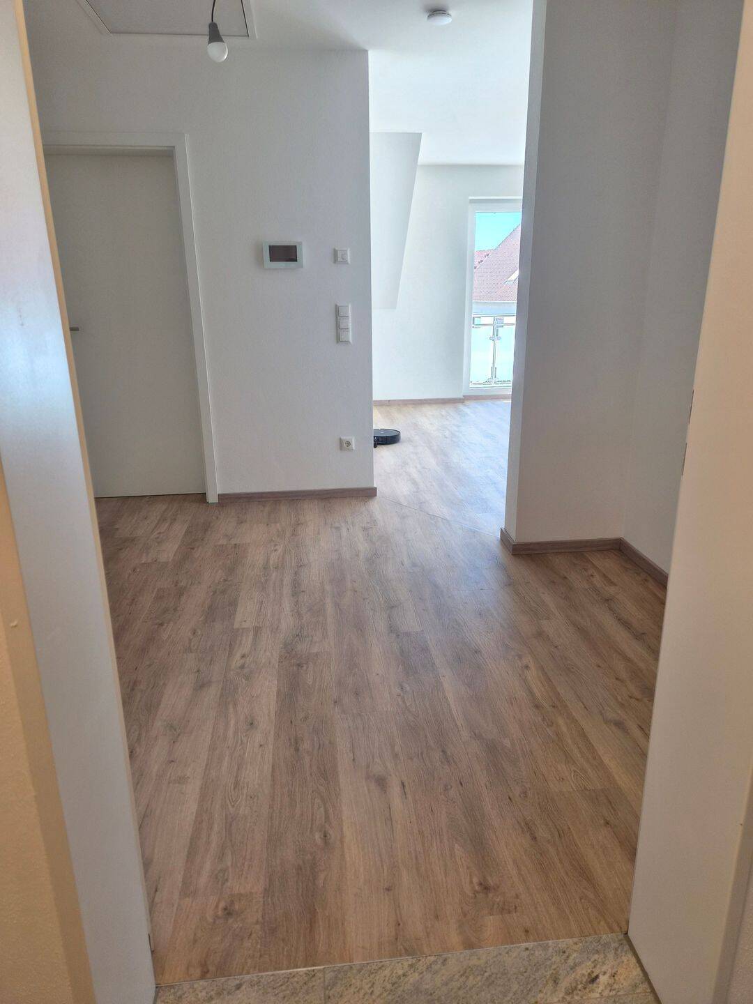 Barrierefreie Dachgeschoß-Wohnung mit 3 Zimmern und Aufzug – Erstbezug/Neubau, 85406 Zolling