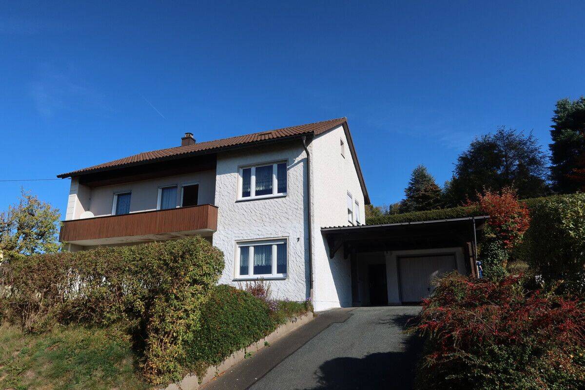 Einfamilienhaus mit herrlichem Garten, Garage und Fernsicht, 95236 Stammbach