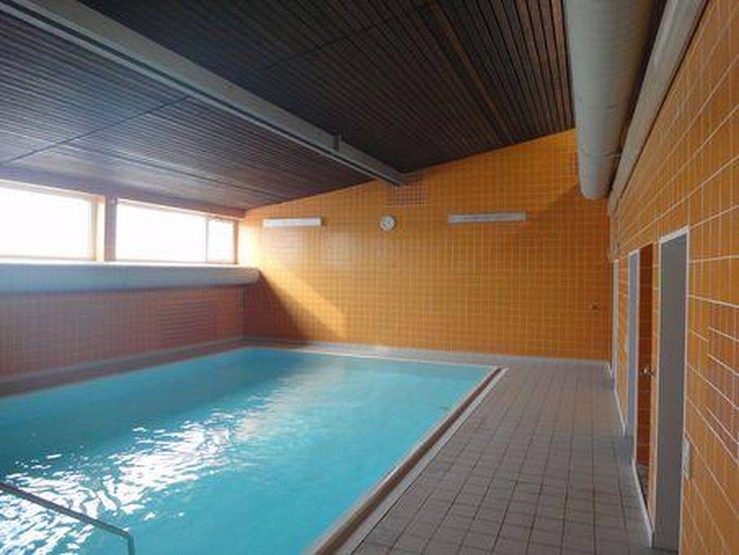 Apartment mit Schwimmhalle, Sauna, S-Bahn, Busse , von privat, 82140 Olching