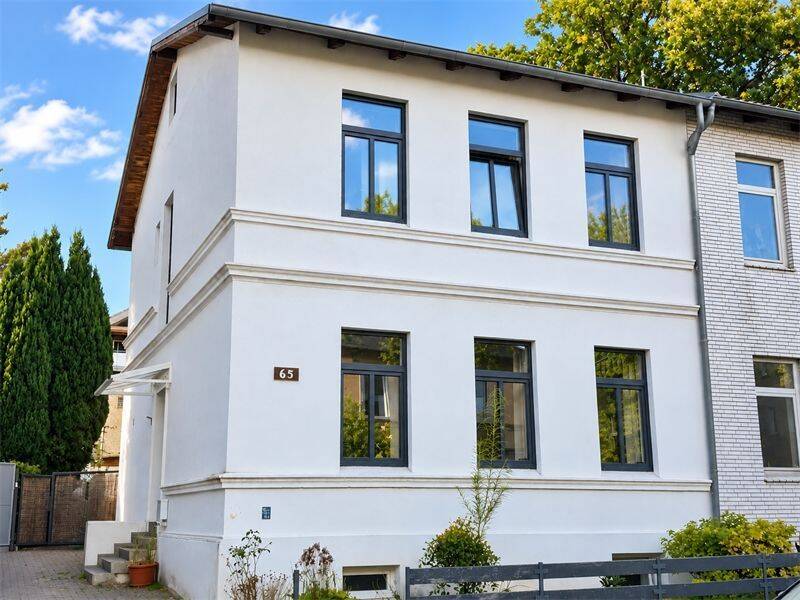 5-Zimmer-Haus mit ca. 131,00 m² Wohnfläche und ca. 278,00 m² Grundstück in Hamburg-Wilstorf, 21079 Hamburg (Harburg)