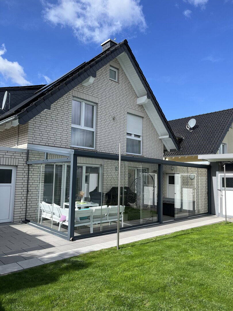 Hochwertiges Einfamilienhaus mit 6 Zimmern, Garten & Wintergarten in Kerpen-Sindorf, 50170 Kerpen