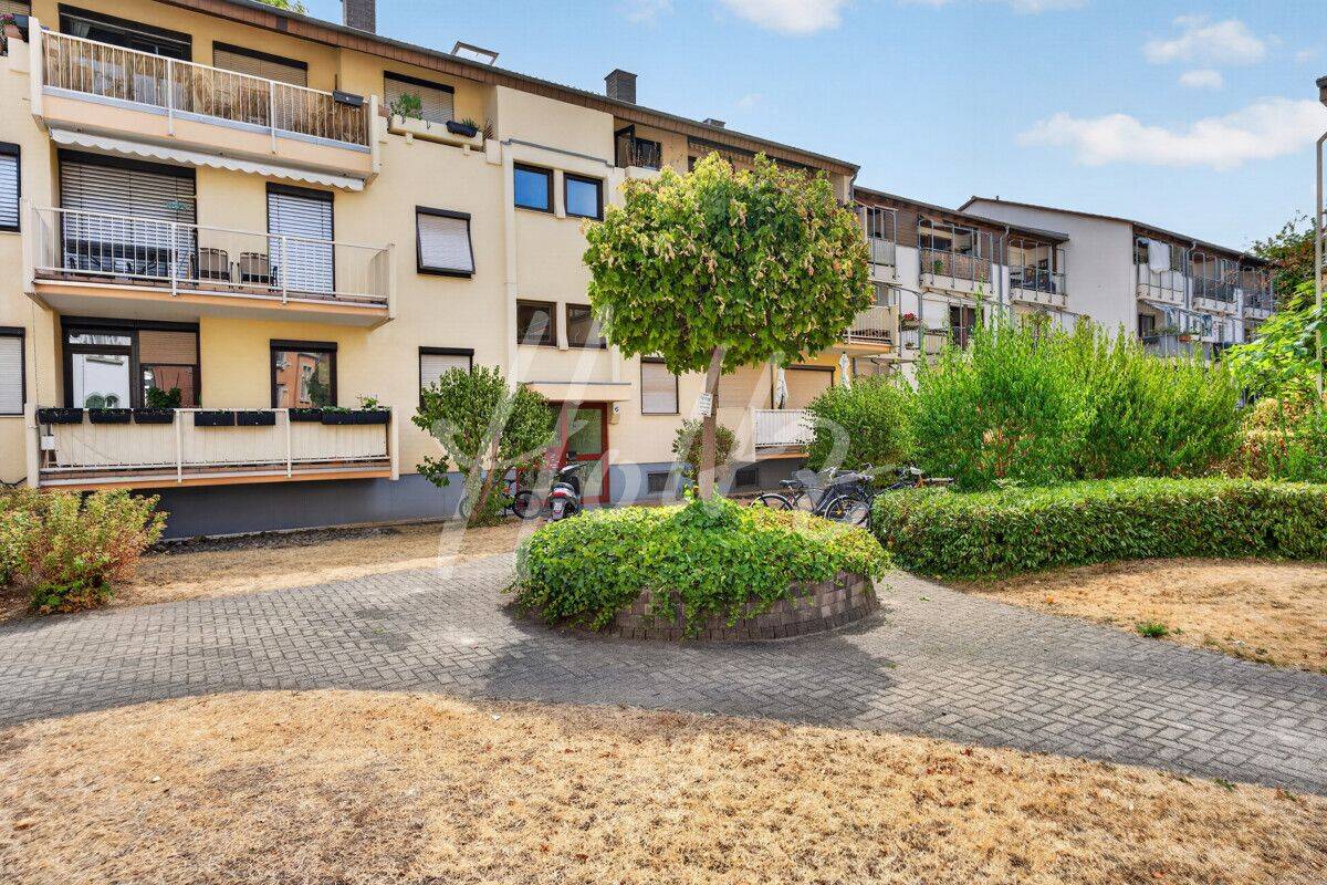 Wer die Stadt liebt, wird sich hier wohlfühlen … gepflegte 3-Zi-Whg mit 2 Balkonen … WG tauglich, 79100 Freiburg im Breisgau (Günterstal Vauban Wiehre)