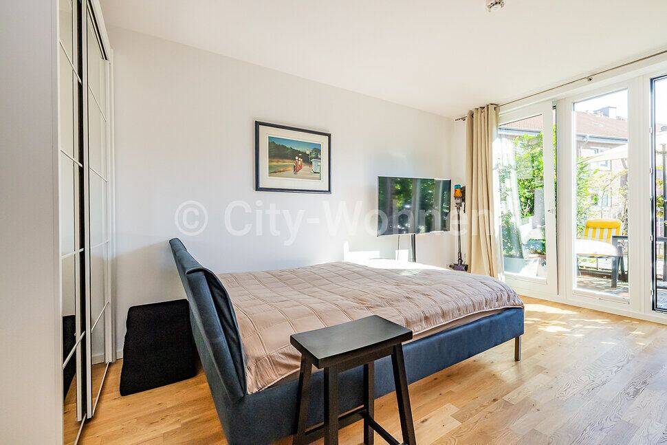 Modernes, möbliertes Studio-Apartment in Hamburg-Barmbek mit Dachterrasse, 22305 Hamburg (Hamburg-Nord Barmbek-Nord Barmbek-Süd Winterhude)