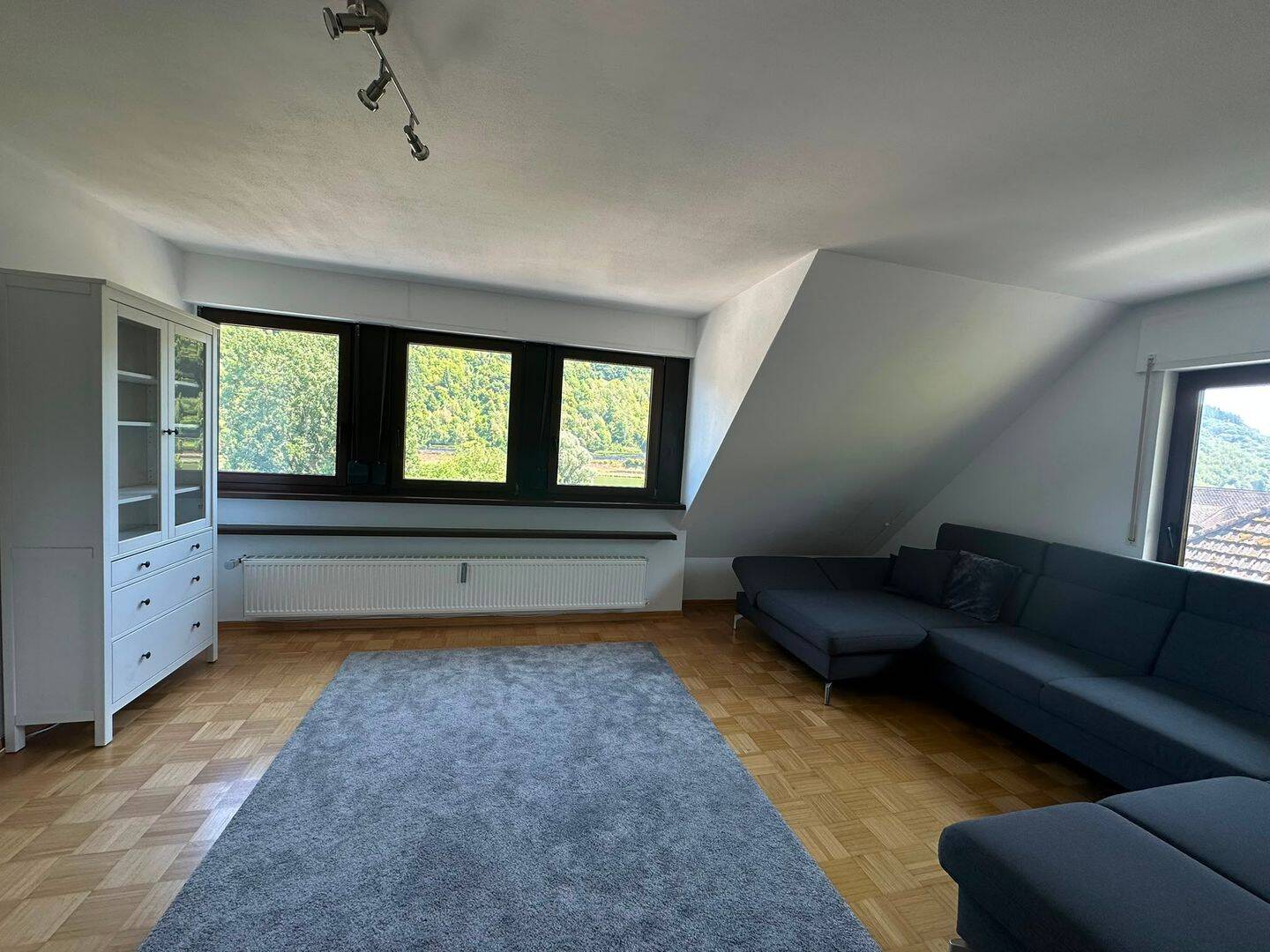 Helle 3-Zimmer-Wohnung mit Moselblick und Loggia  in St. Aldegund, 56858 Sankt Aldegund
