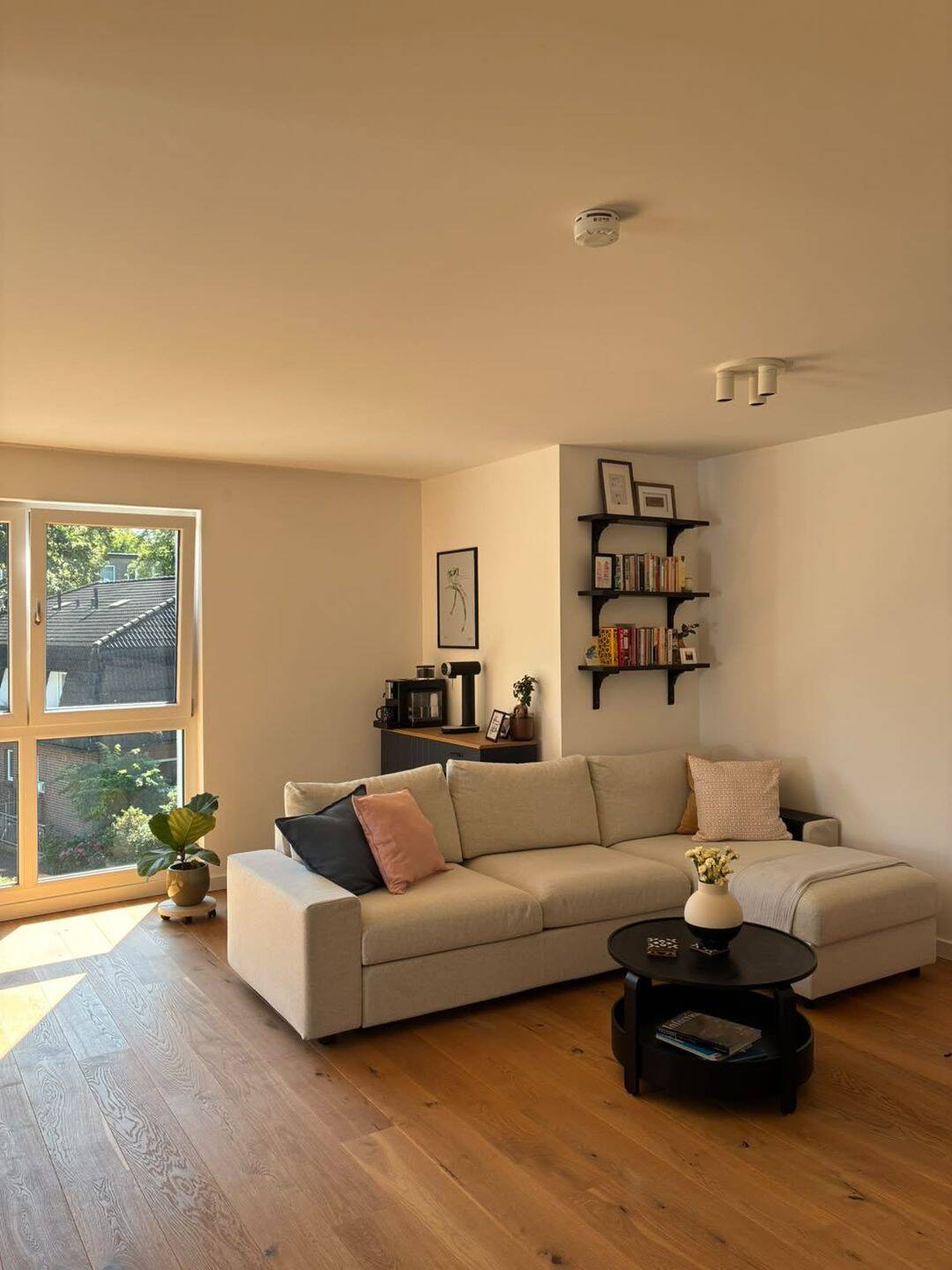 2-Raum-Penthouse-Wohnung mit EBK, 22117 Hamburg (Mitte Billstedt)