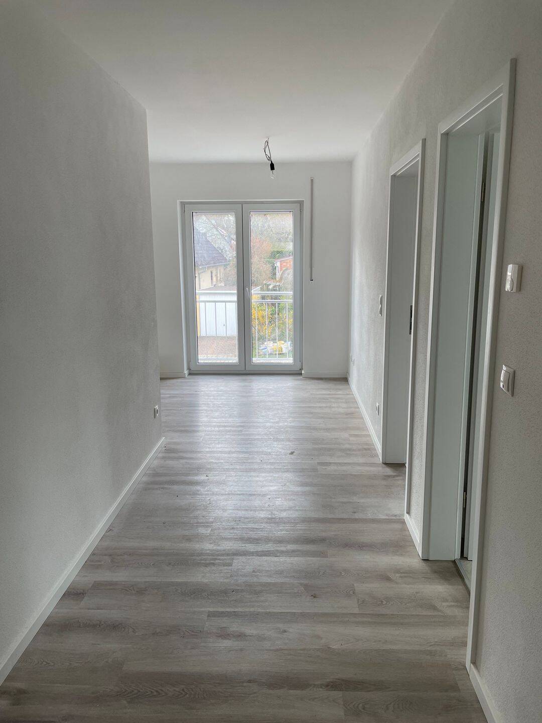 3-Zimmer-Wohnung mit Balkon in sehr ruhiger Lage, 91077 Neunkirchen a. Brand
