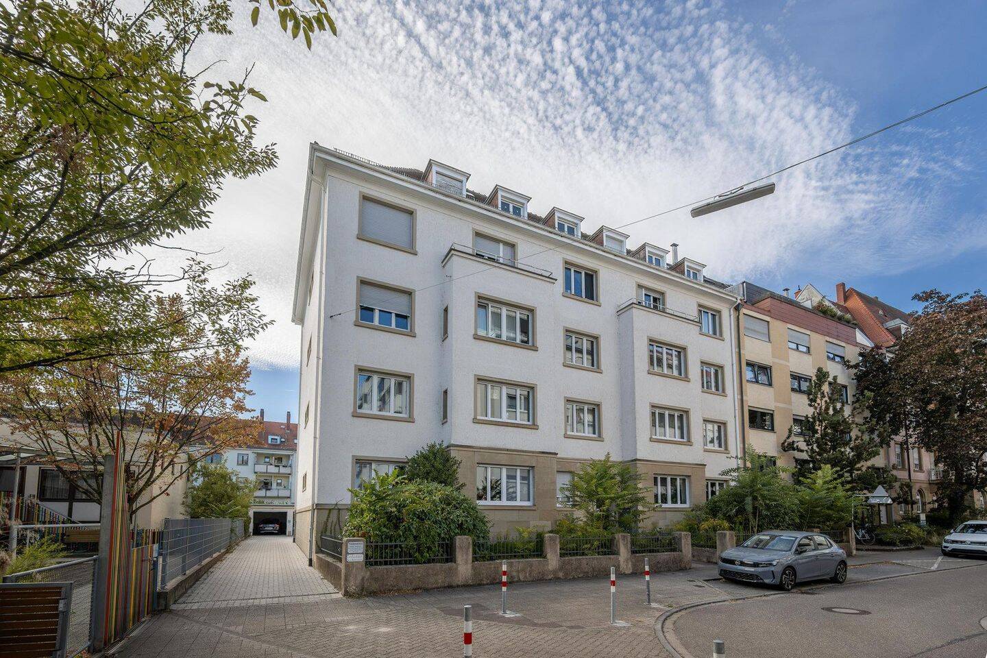 Dachgeschoss-Rohling (ca. 79 m²) zum Selbstausbau in der Südweststadt / + Ausbauoption im Dachspitz, 76137 Karlsruhe