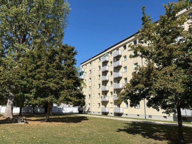 Moderne helle renovierte 2-Zimmer-Wohnung, 85053 Ingolstadt (Ingolstadt Kothau Niederfeld Ringsee Rothenturm)