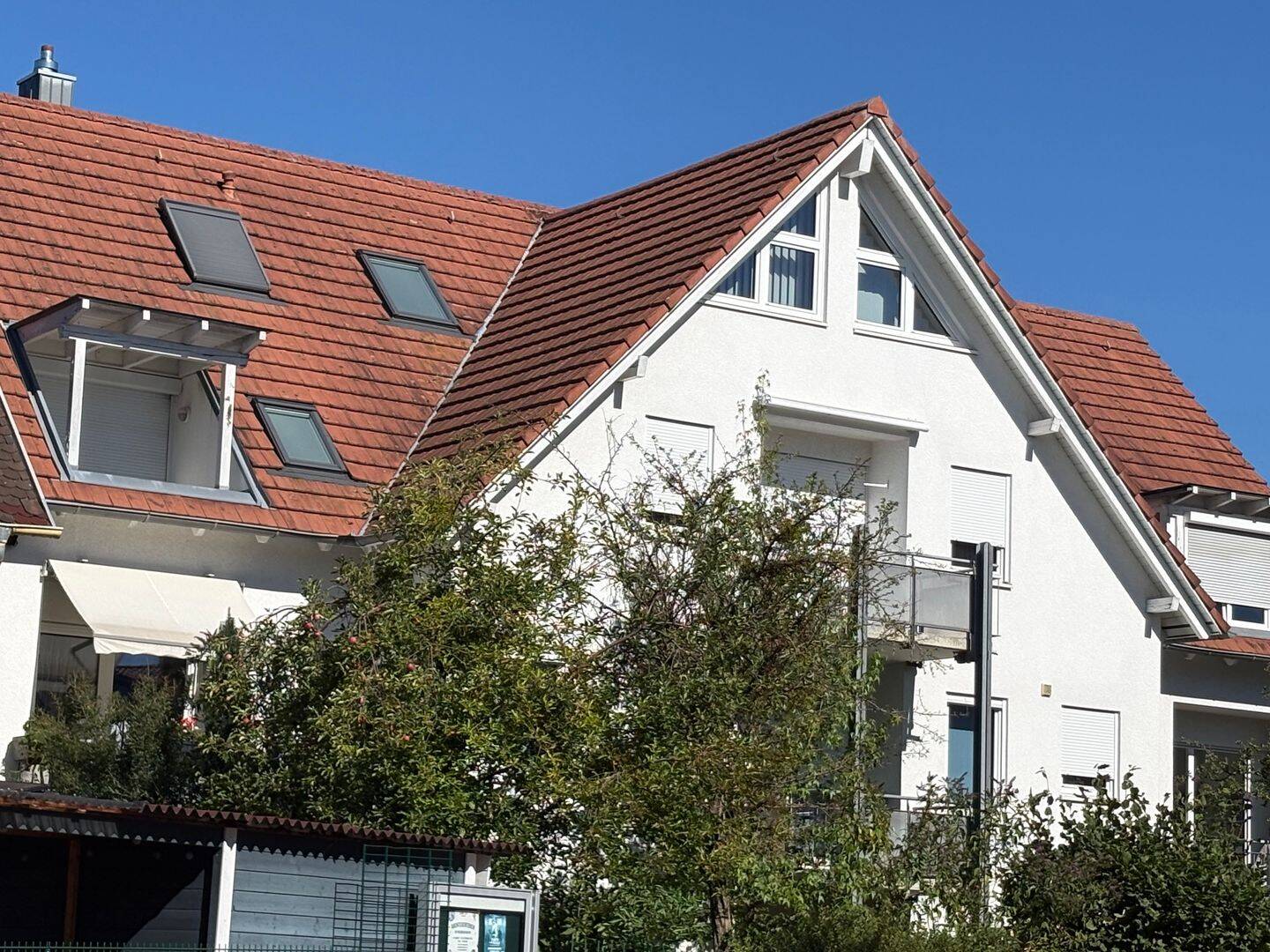 Charmante 2,5-Zimmer-Maisonette im Zentrum von Markdorf – Balkon, Bergblick & Tiefgarage, 88677 Markdorf