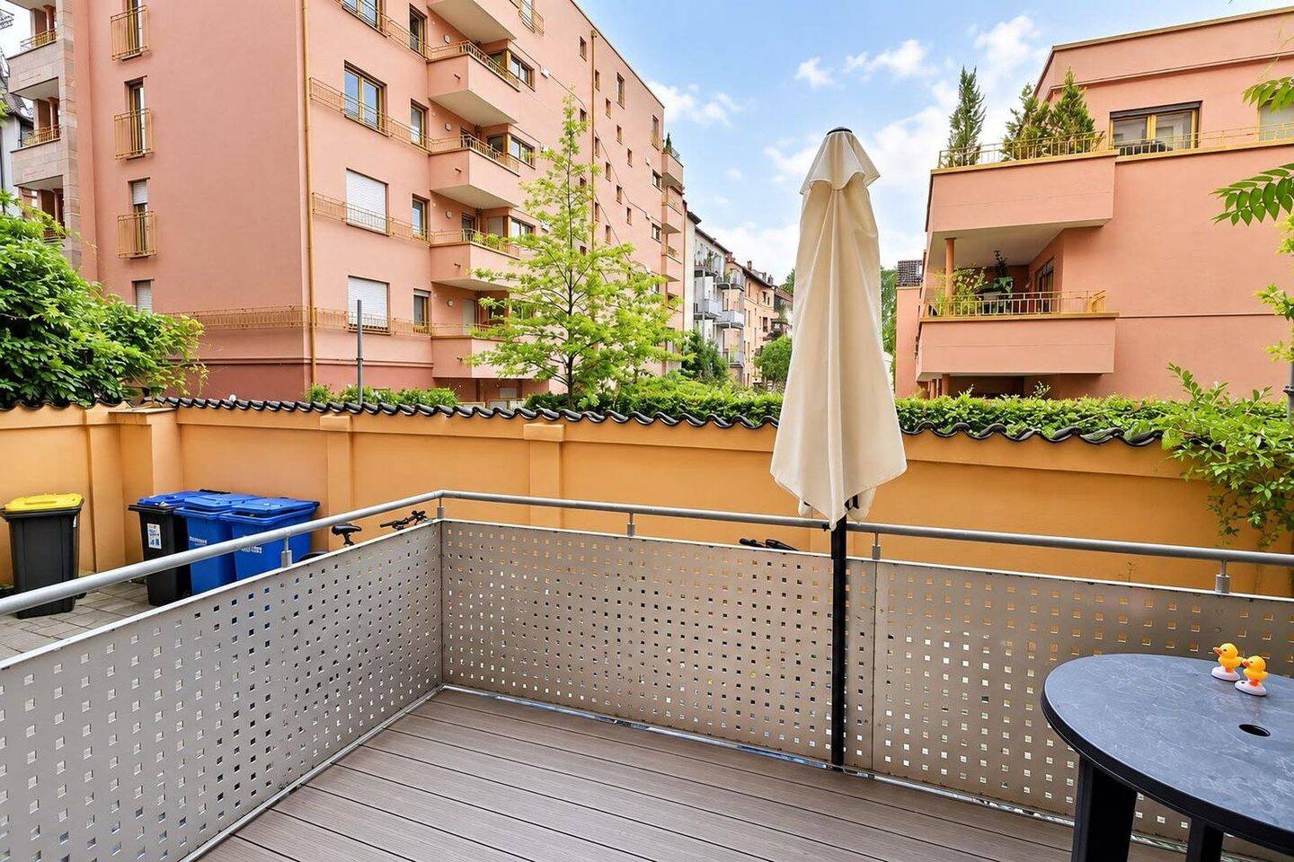 N-Rennweg, Helle 4-Zi.-Wohnung im EG mit Terrasse und Wohnküche, 90489 Nürnberg (Gärten bei Wöhrd Rennweg Veilhof Wöhrd)