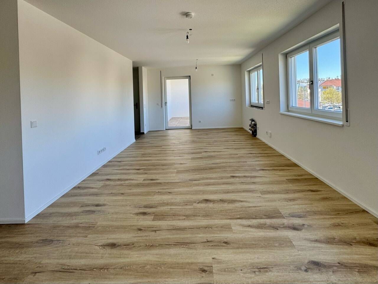 ANSCHAUEN – KAUFEN – WOHLFÜHLEN!, 83301 Traunreut