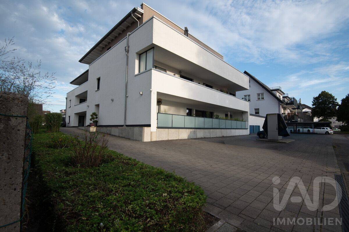 Modernes 3 – Zimmer Juwel mit sonniger Terrasse in Paderborn-Stadtheide, 33102 Paderborn