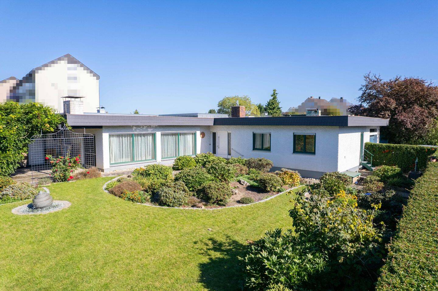 Hier werden Wohnträume wahr – Gartenparadies und gemütliche Kaminabende, 97469 Gochsheim