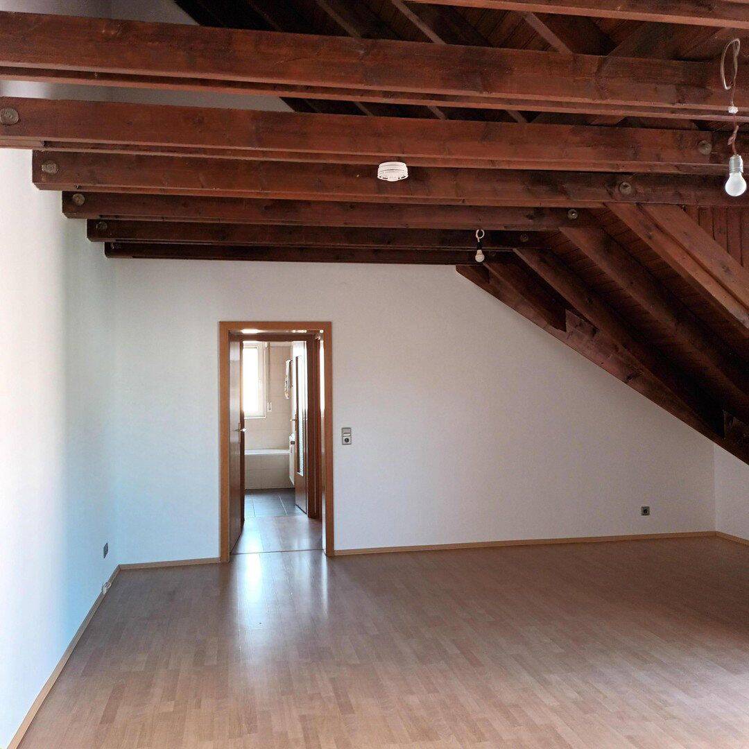 Von privat: 2 Zi.-Wohnung in Frankenthal-Nord inkl. PKW-Stellplatz und Loggia, 67227 Frankenthal (Pfalz)