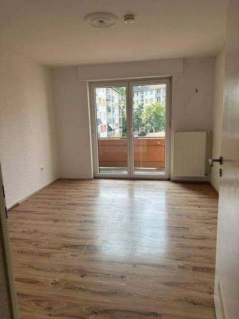 3-Zimmer-Wohnung mit Balkon in Ludwigshafen-Süd, 67061 Ludwigshafen am Rhein (Mitte Süd)