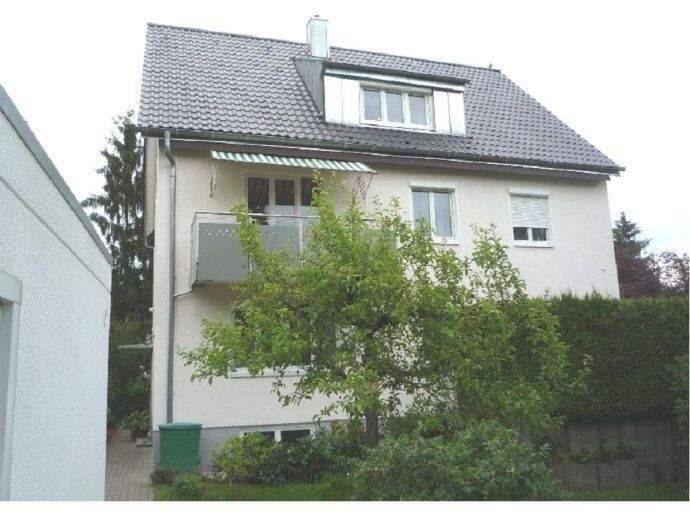Kuschelige, sonnige 3-Zi.-Dachgeschoss-Wohnung mit Gartenterrasse in Esslingen, 73730 Esslingen am Neckar