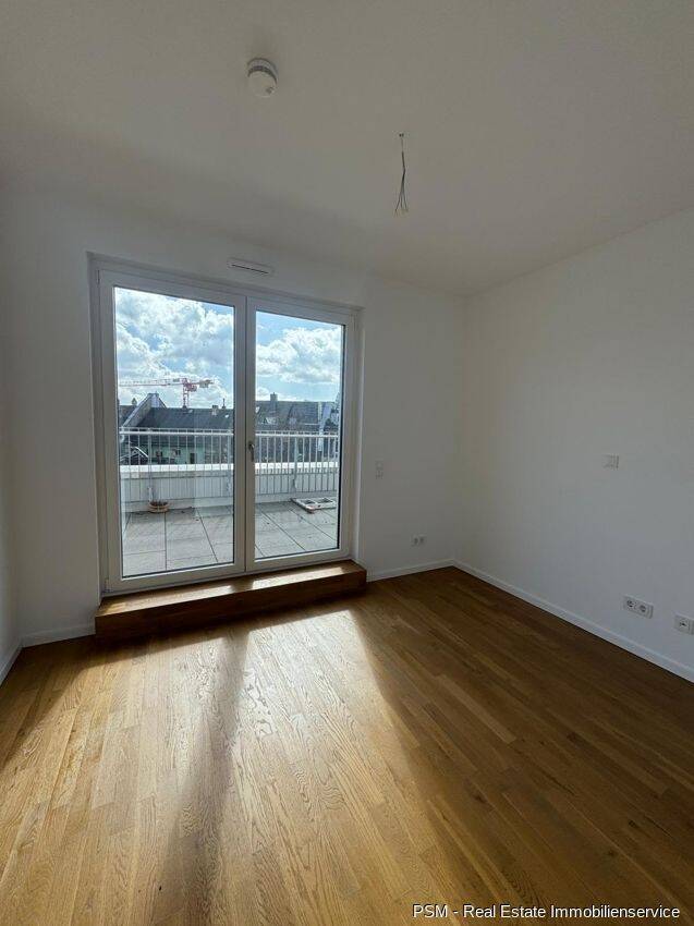 10622- | 4-Zimmerwohnung mit EBK, 2 Balkone, 2 Bäder, 60486 Frankfurt am Main (Bockenheim Gallus Rödelheim Westend-Süd)