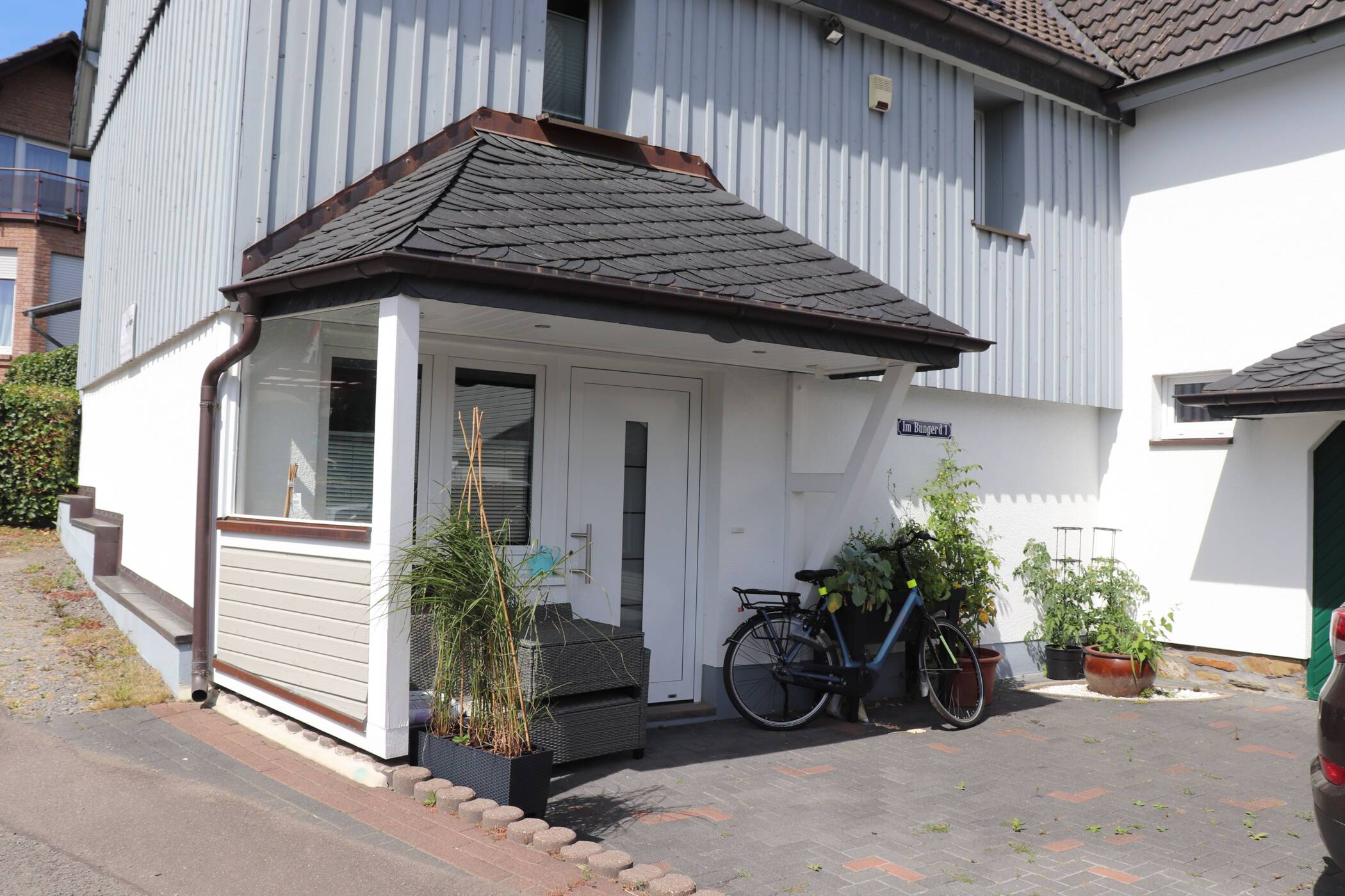 Moderne 2,5 Zimmer Wohnung in dörflicher Lage von Waldbröl – Anfragen bitte per Mail unter Angabe vollständiger Adressdaten, 51545 Waldbröl