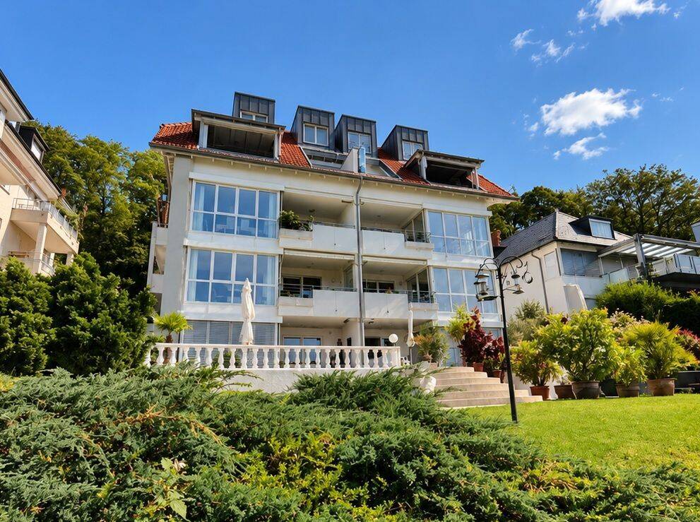 Helle, möblierte 3-Zimmer-Wohnung mit traumhaftem Panoramablick auf den Bodensee, 88709 Meersburg
